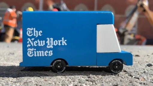 Camion New York Times - Candylab Toys