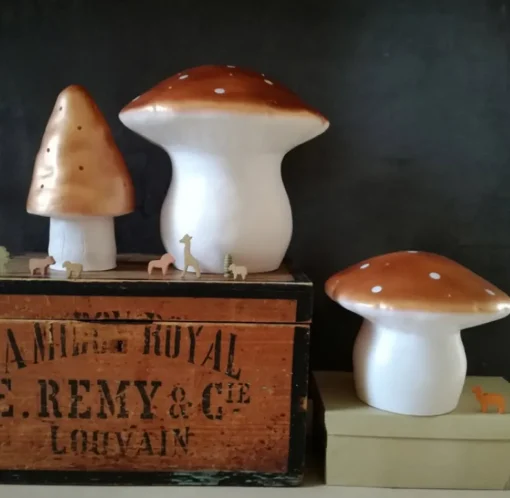 Lámpara grande de cobre con forma de seta - Egmont Toys