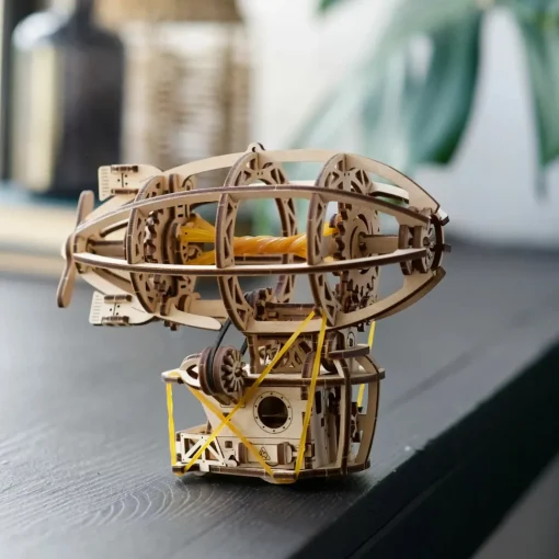 Mini-Dirigible Steampunk modelo mecánico - Ugears