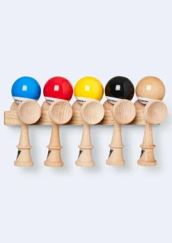 Soporte para Kendama John Cliff en madera de fresno - KROM Kendama