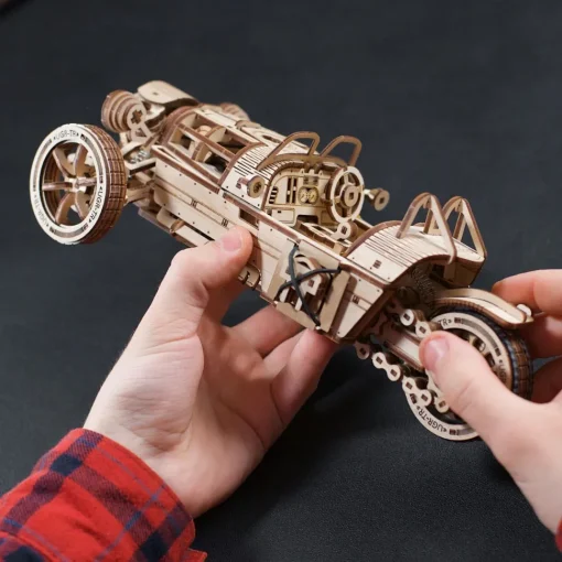 Tricar UGR-S modelo mecánico - Ugears