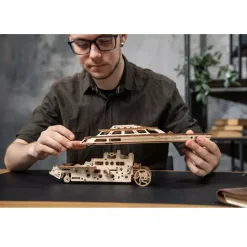 Yate Sueño de Serenidad modelo mecánico - Ugears